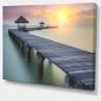 Toile « Wooden Sea Bridge and Sunset