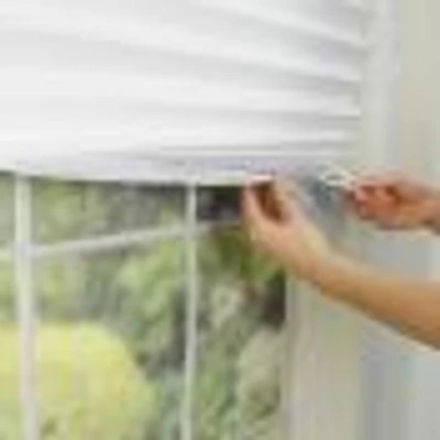 Store sans fil assombrissant en tissu Temp Shade par Versailles, Ensemble de 4