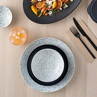 Caviar Speckle Plate by Maxwell & Williams ( cm