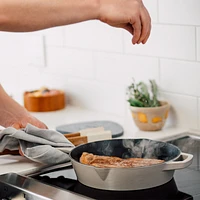 10" Ultimate Skillet - Pebble