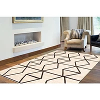 Jianna Ivory/Brown Rug