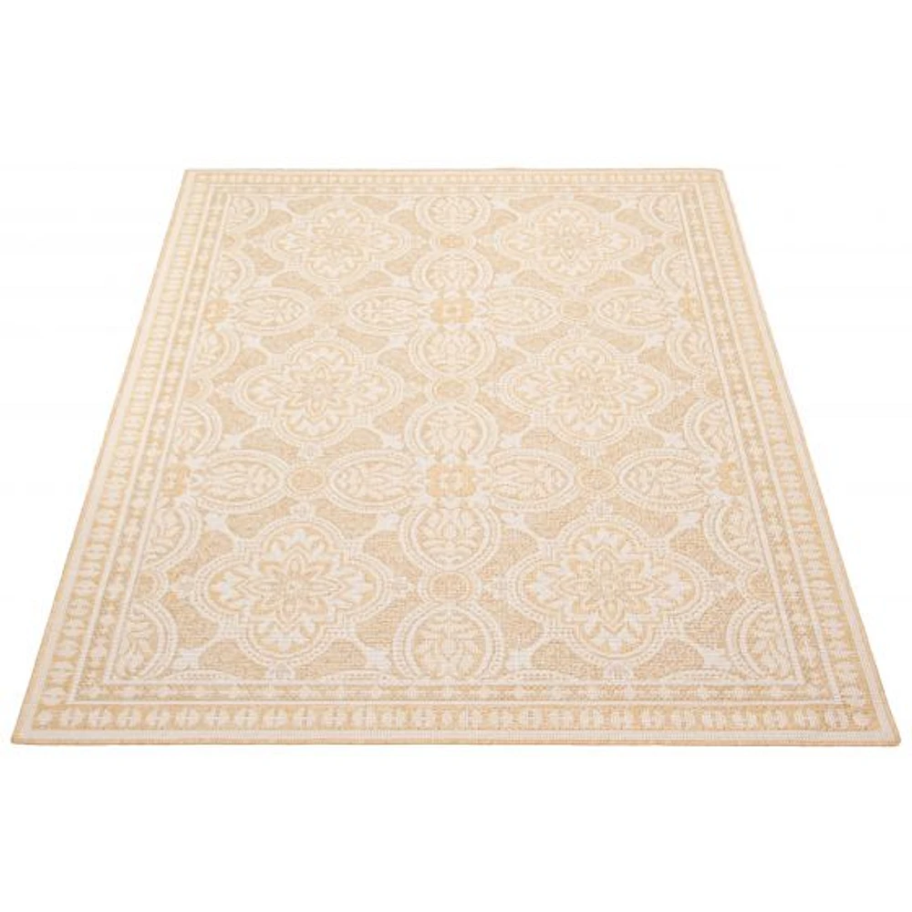 Gardenia Traditional Indoor/ Outdoor Gold Rug