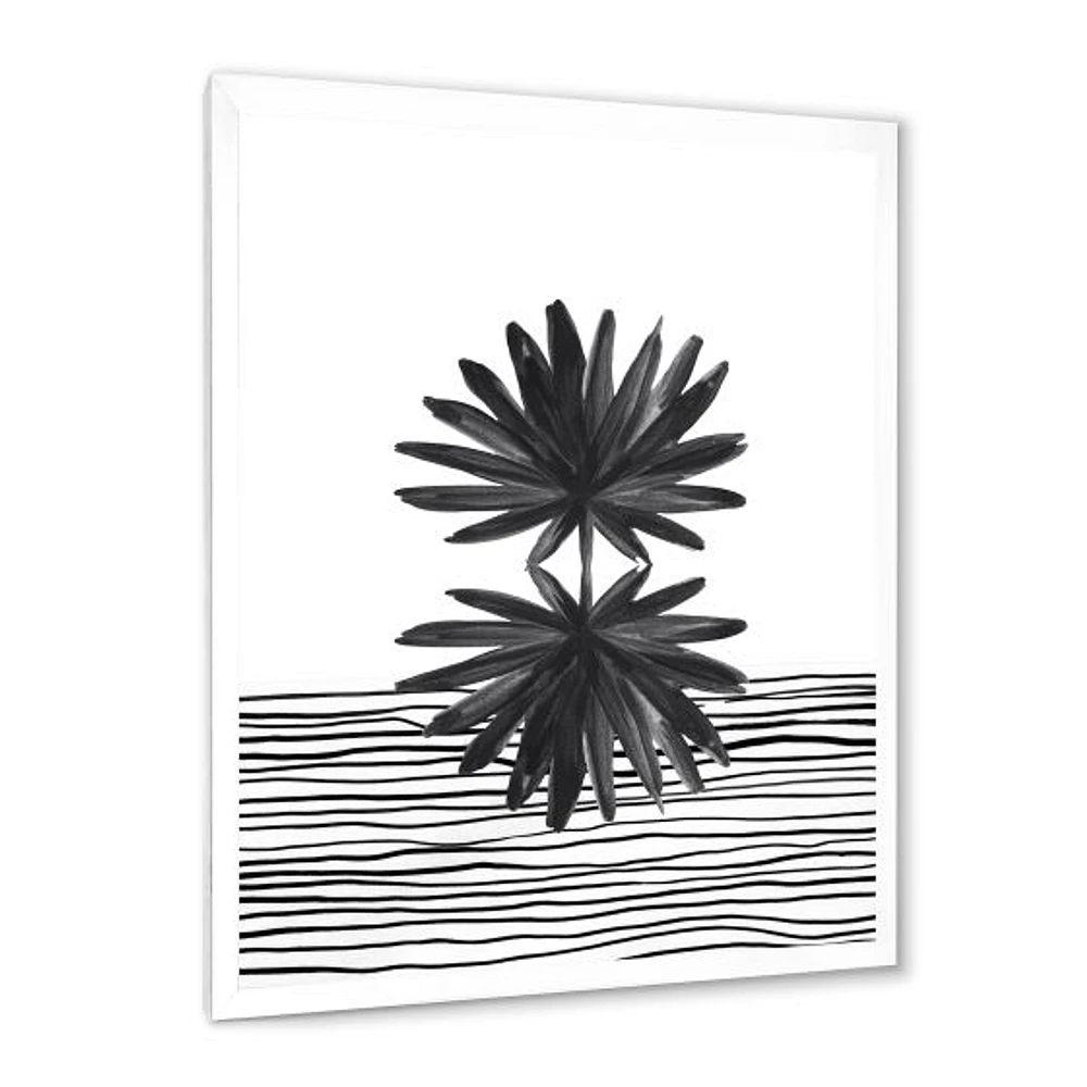 Toile « Black and White Tropical Leaf on Striped II »