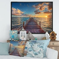 Toile « Brilliant Sunrise over Sea Pier