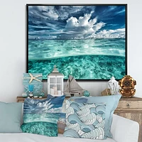 Toile « Amazing Underwater Seascape and Clouds »