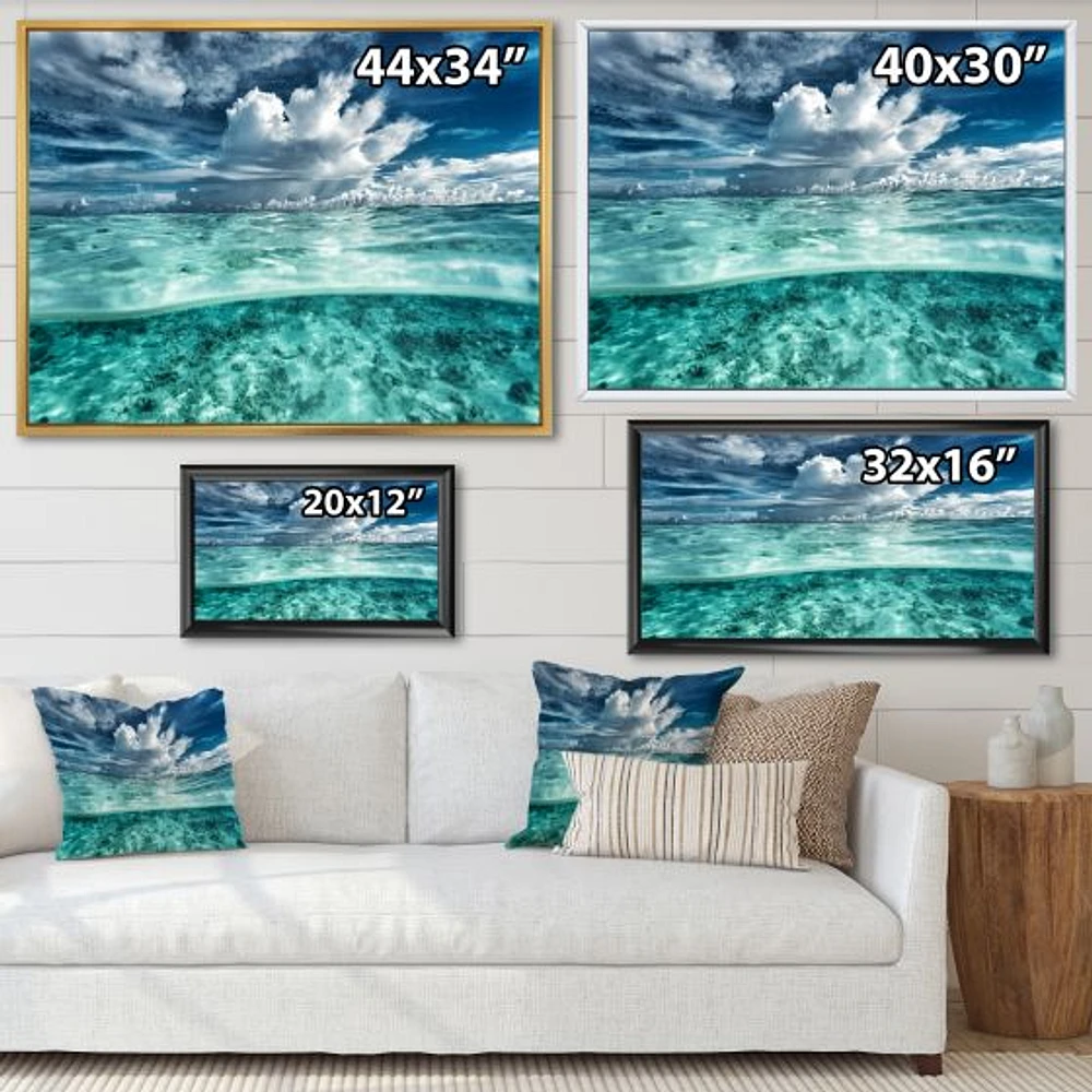 Toile « Amazing Underwater Seascape and Clouds »