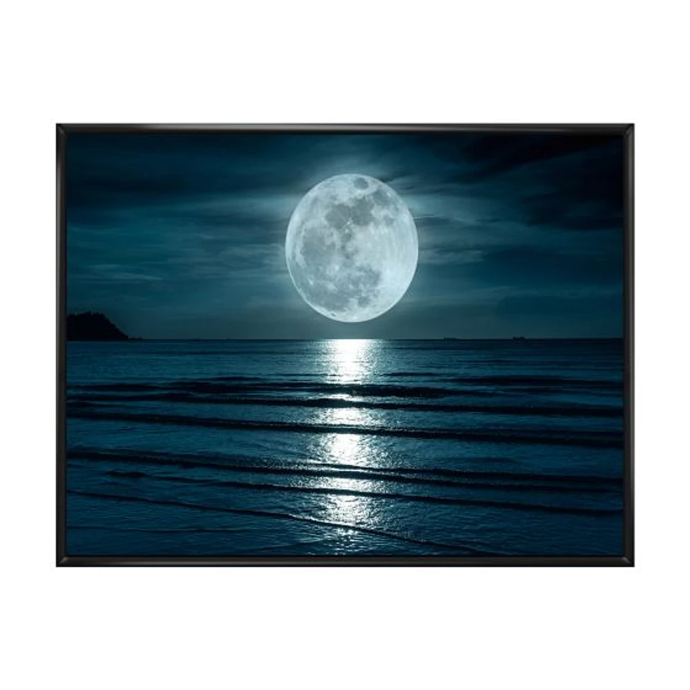 Toile « Super Moon Over The Sea I