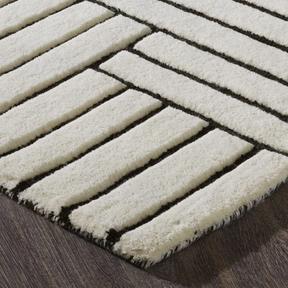 Tapis blanc cassé et noir « Arctica »