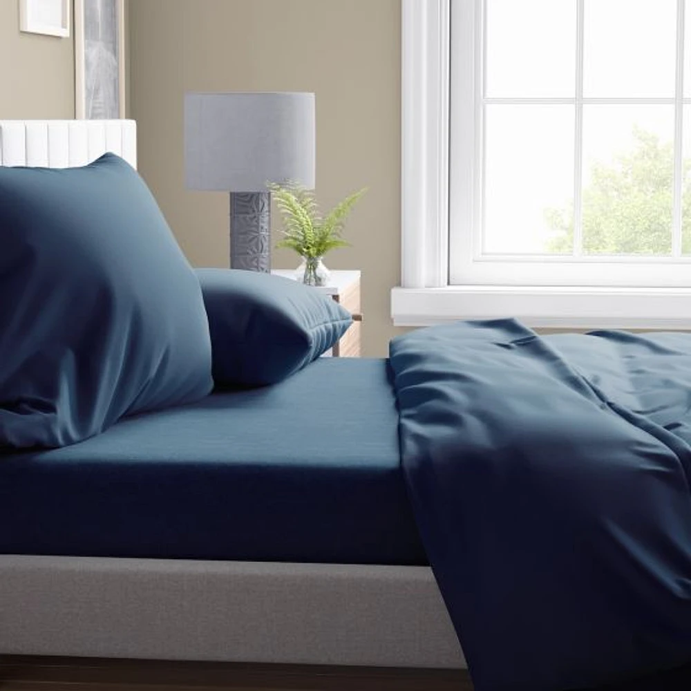 Grand Hotel Fitted Sheet (18" Pocket)