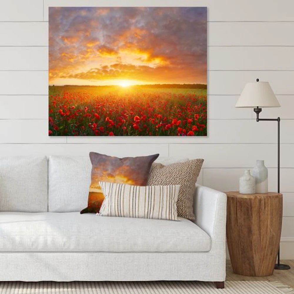 Toile « Poppy Field under Bright Sunset »