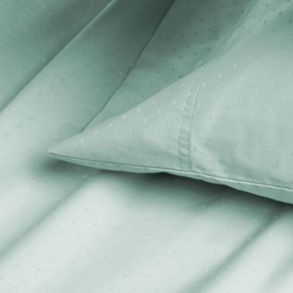 Swiss Dot Sheet Set