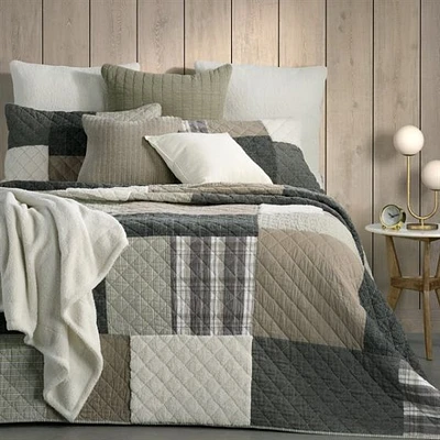 Brunelli Theory Patchwork Quilt