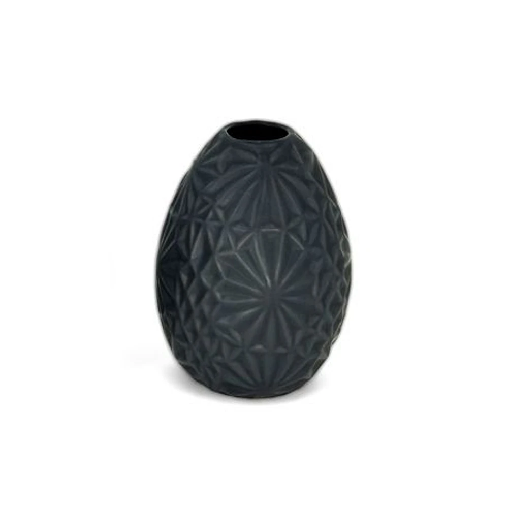 Petit vase texturé noir assorti par BIA