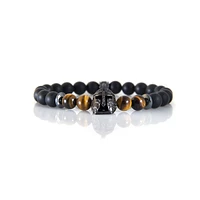 Bracelet onyx noir et oeil de tigre « Warrior Helmet » par Luenzo