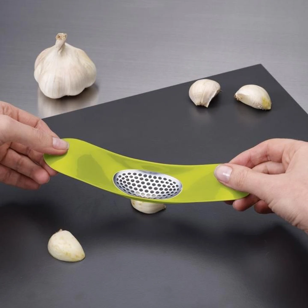 Joseph Joseph Garlic Crusher