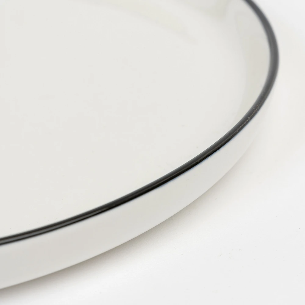 Assiette plate « Silhouette » par BIA