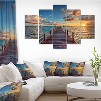 Toile « Brilliant Sunrise over Sea Pier