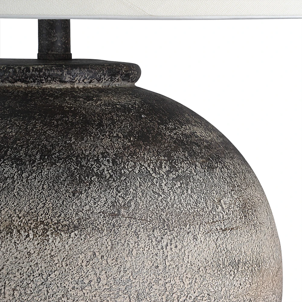 Bronce Table Lamp