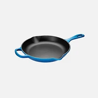 Le Creuset Signature 26 cm Iron Handle Skillet - Blueberry