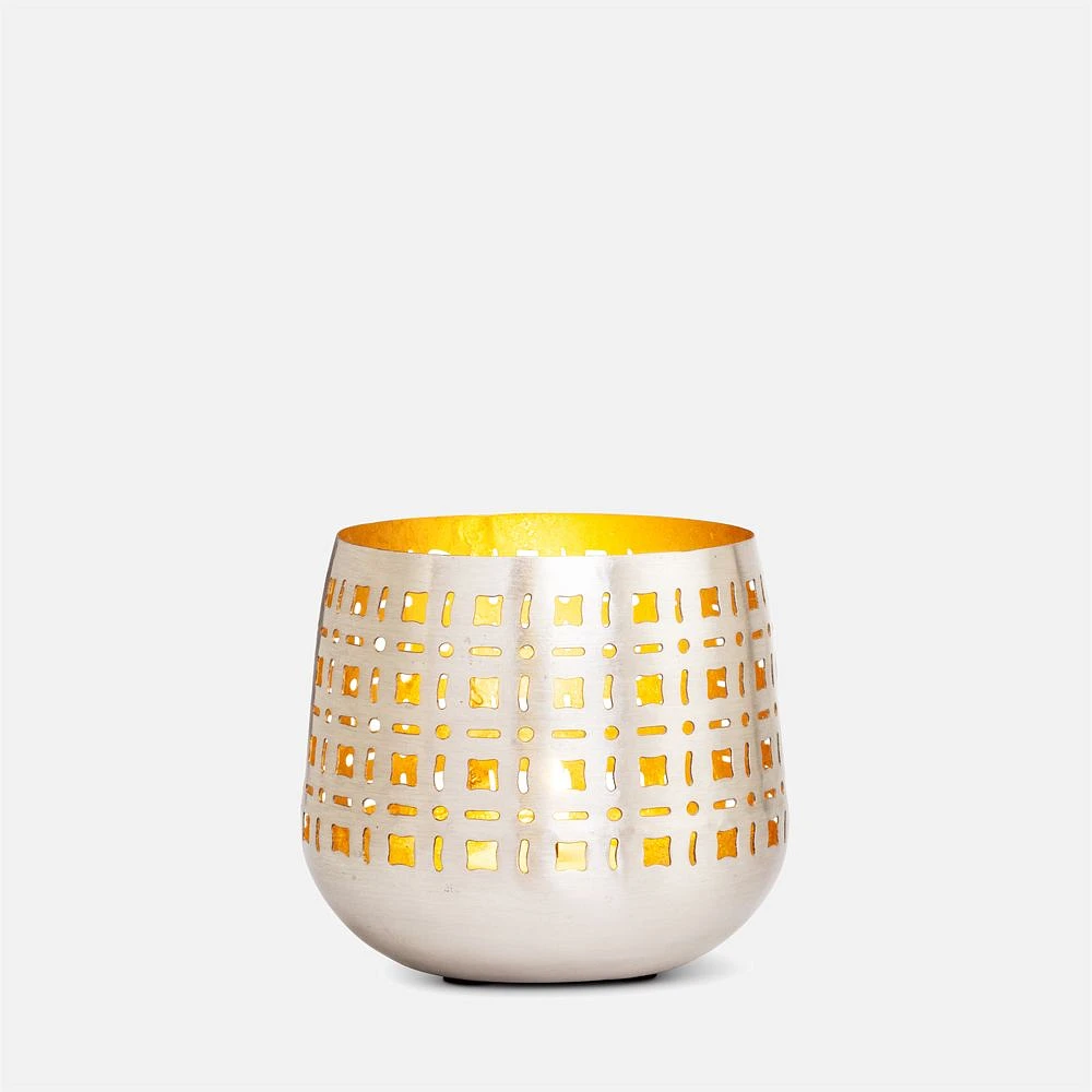 Grid Pattern Hurricane Lamp