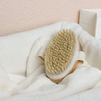 Brosse de bain ovale avec sangle en toile - 12,5 x 6,5 cm