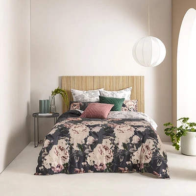 Amy Duvet Cover Set by Kas