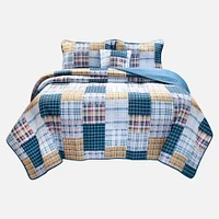 Faux Patchwork Plaid Ensemble courtepointe