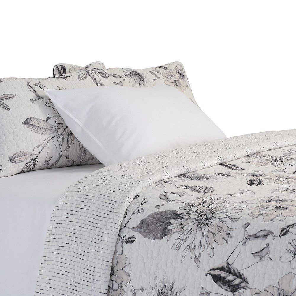 Justina Quilt Set - Queen
