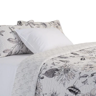 Justina Quilt Set - Queen