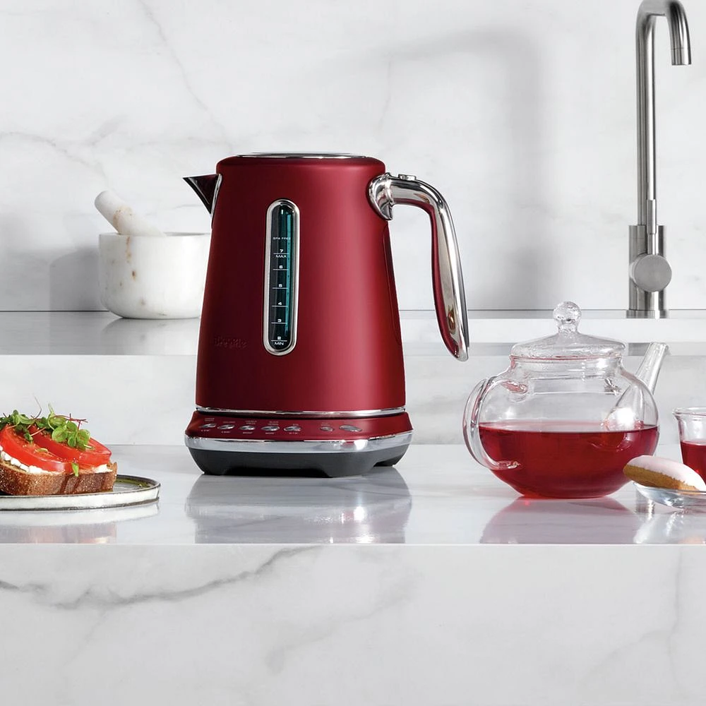 Bouilloire Breville "Luxe" the Smart Kettle™ - Gâteau velours rouge