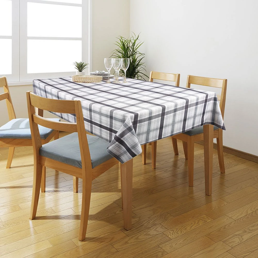 Maxwell Plaid Tablecloths
