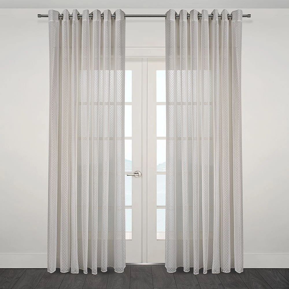 Rideau semi-transparent jacquard à œillets « Prada »