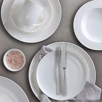 Maxwell & Williams Diamond Round Dinnerware Set, 16 Pieces