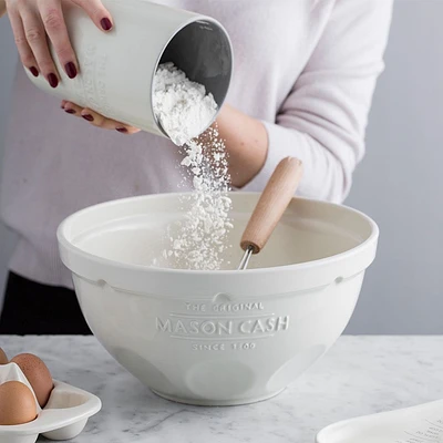 Tilt Mixing Bowl by Mason Cash