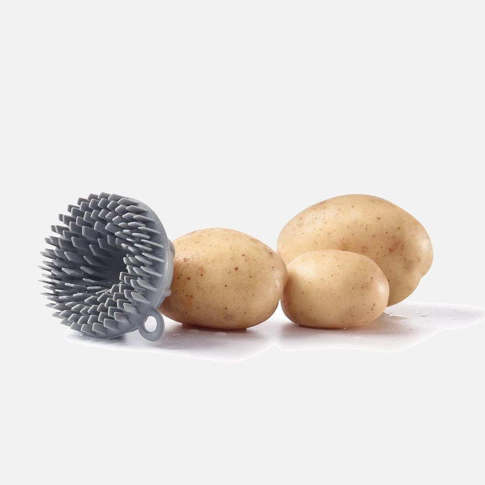 Brosse à fruits et legumes en silicone par Ricardo