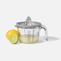 Ricardo Measuring Cup with Citrus Juicer