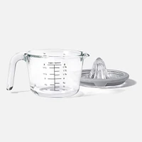 Ricardo Measuring Cup with Citrus Juicer