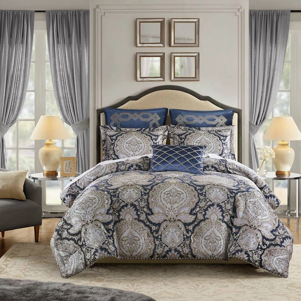 Croscill Valentina Comforter Set