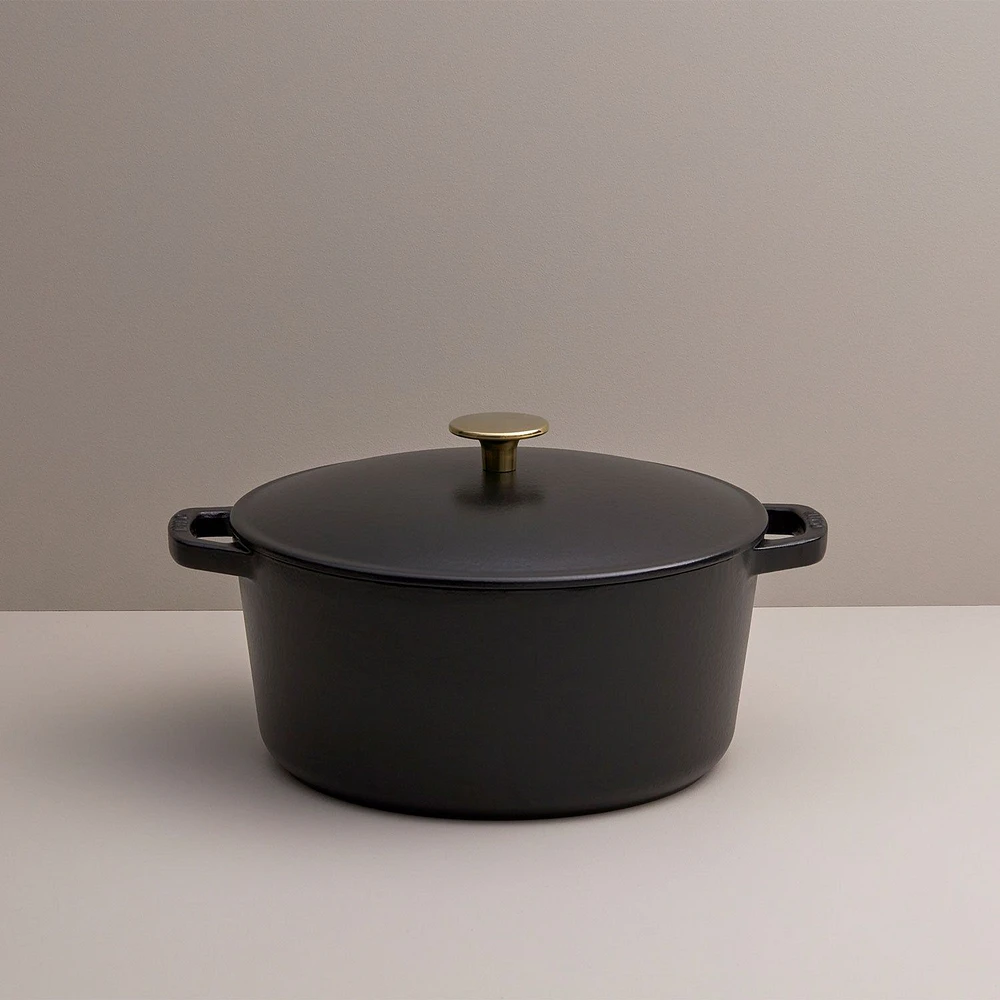 5.5Q Dutch Oven - Satin Black