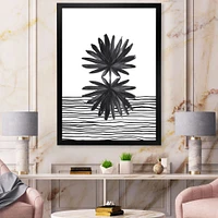 Toile « Black and White Tropical Leaf on Striped II »