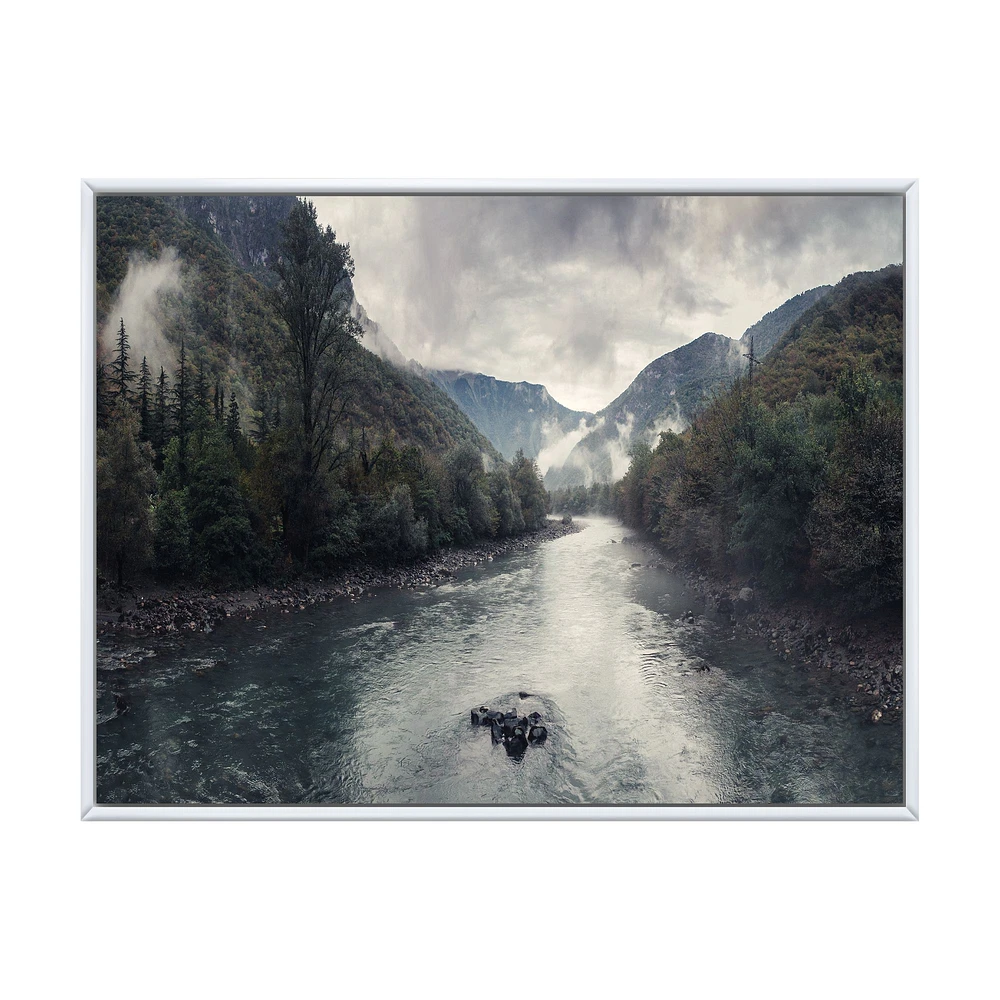 Toile imprimée « Mountain River with Fog and Rain »