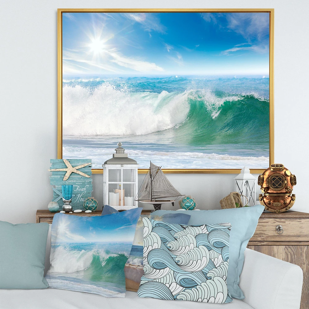 Toile « White and Blue Waves under Sun »