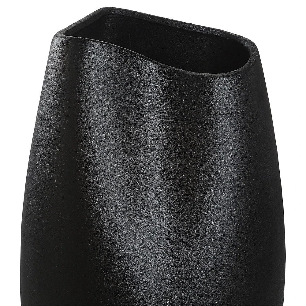 Vase Erika en céramique couleur noire