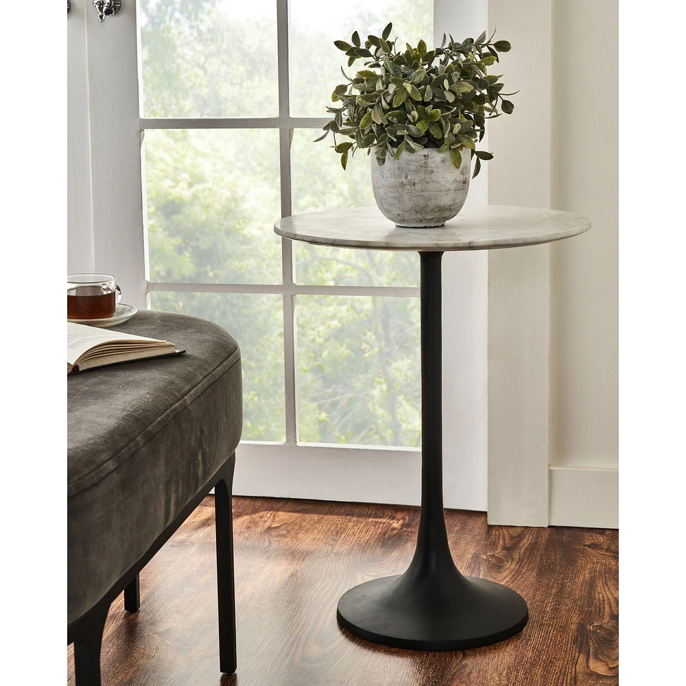 Mortain Table