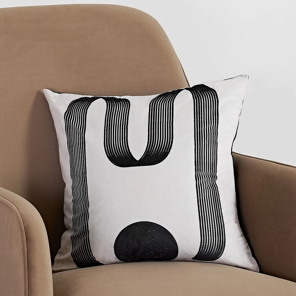 Yeva Cushion