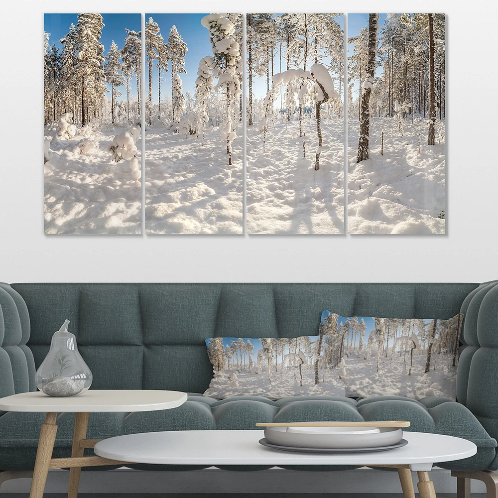 Toile « Winter Snow Covered Wood