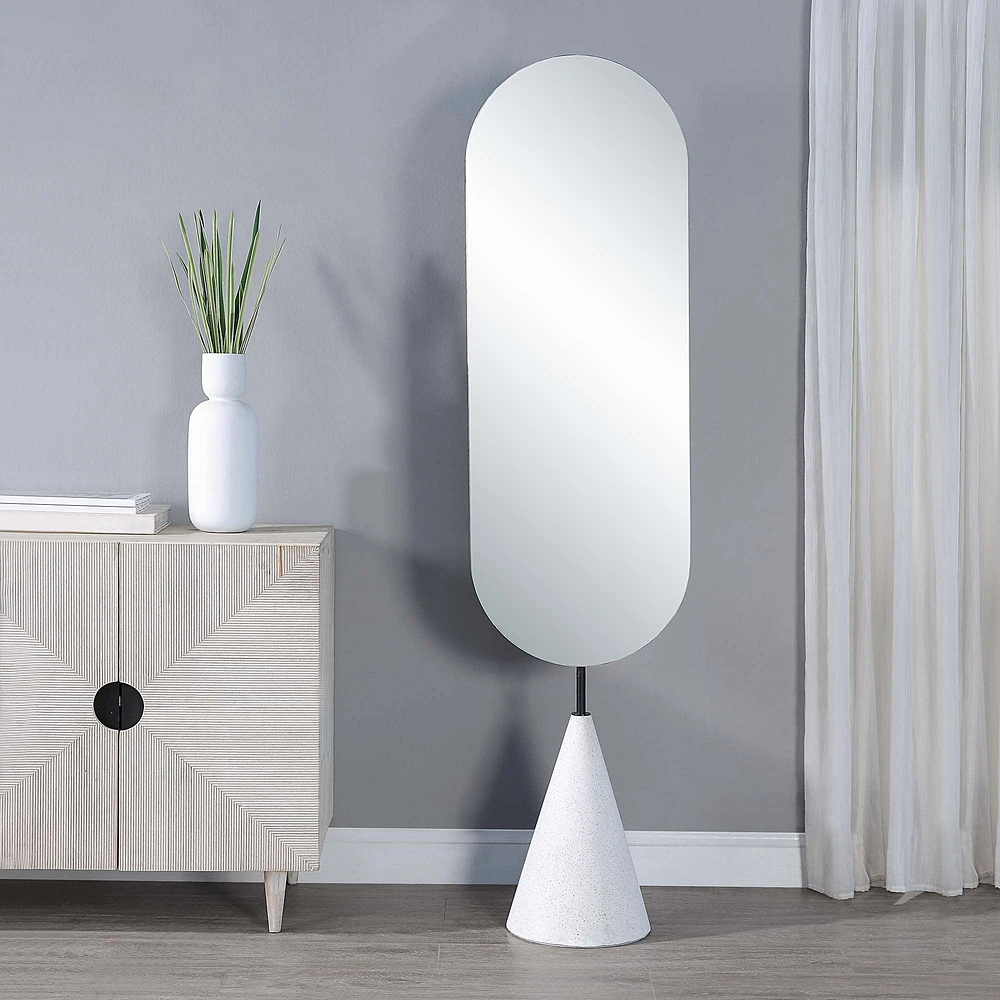 Grand miroir Vawn avec base en terrazzo