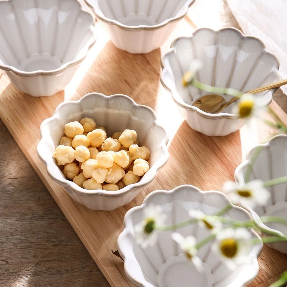 BIA « Le Petit Four » Petal Bowl