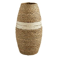 Vase en jonc de mer tissé