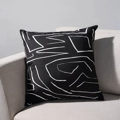 Ray cushion - black white